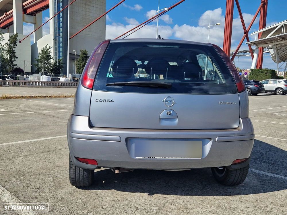 Opel Corsa 1.2 Twinport Silver - 11