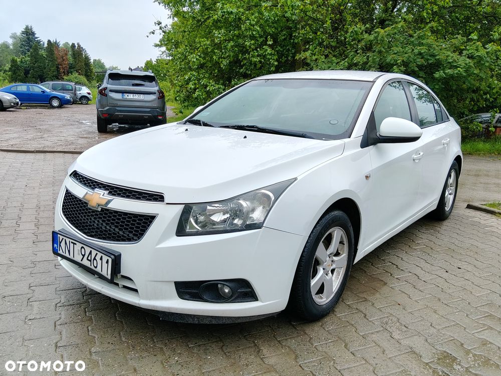 Chevrolet Cruze 1.8 LS - 2