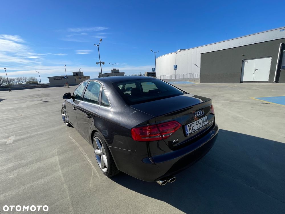 Audi A4 Limousine 2.0 TDI DPF Ambiente - 13