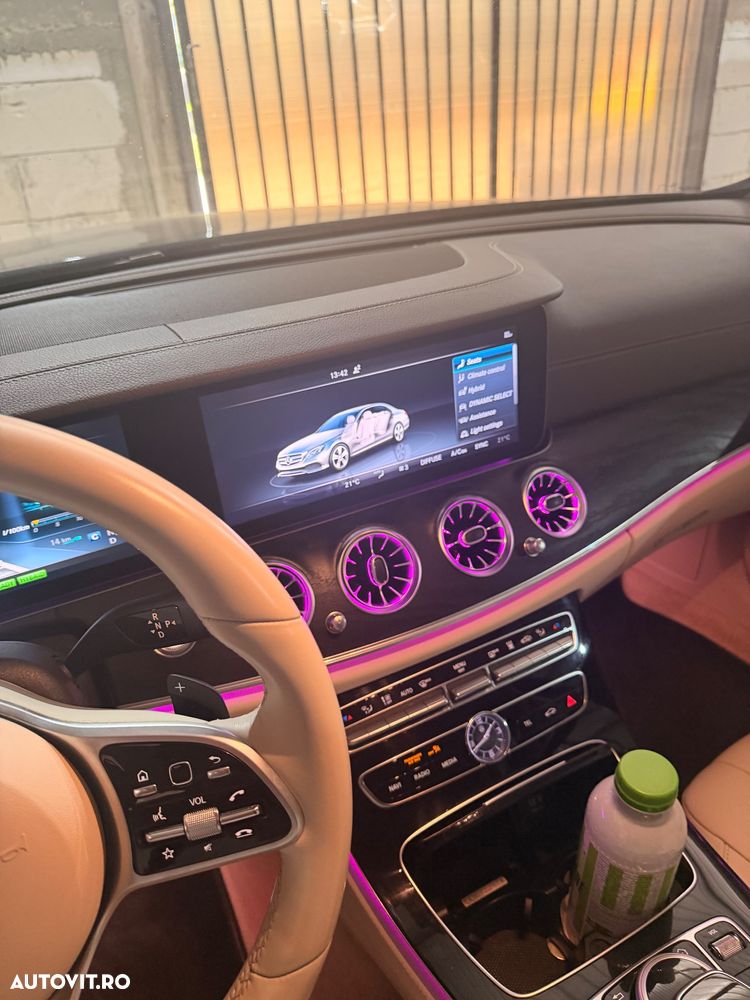 Mercedes-Benz E - 31