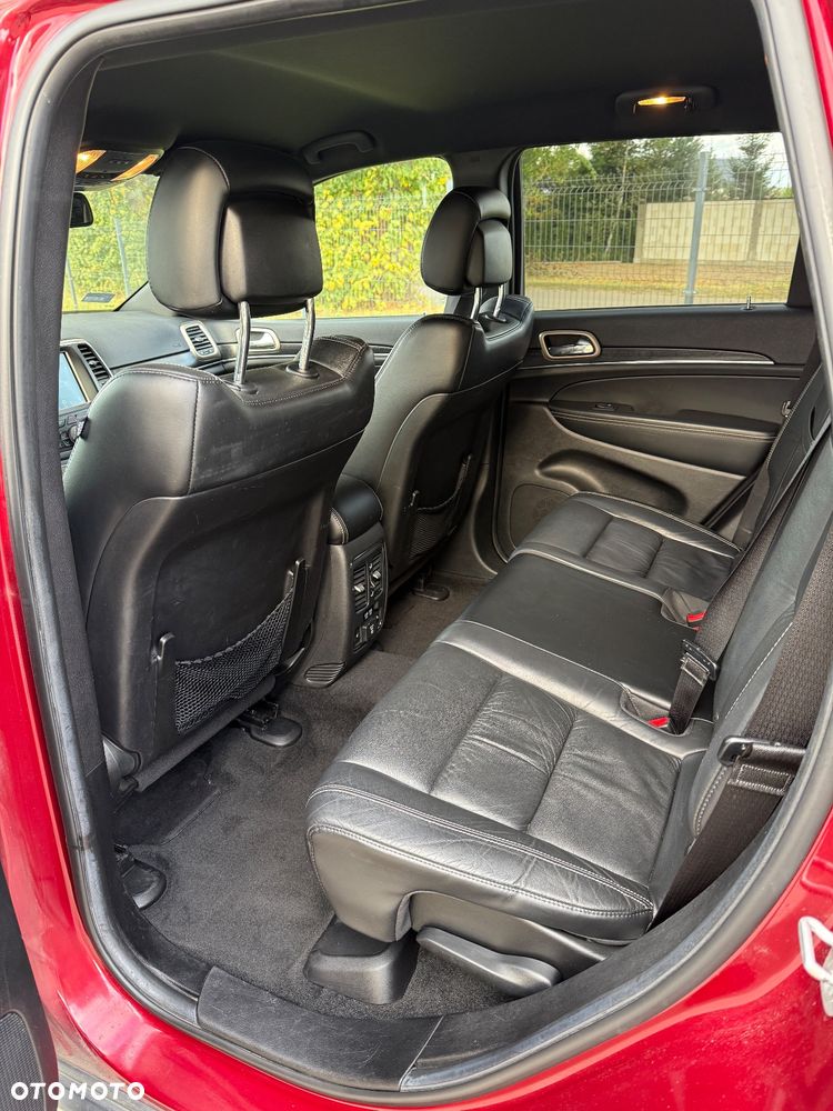Jeep Grand Cherokee - 11
