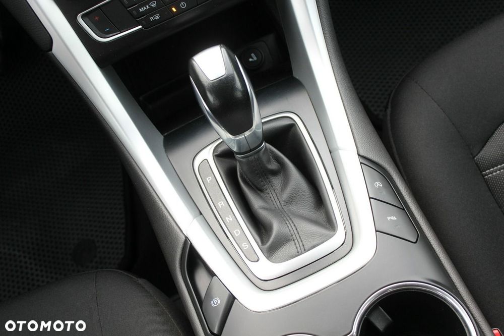 Ford Mondeo - 17