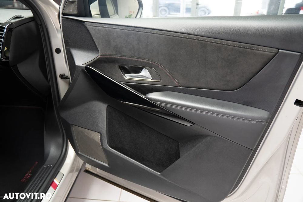 DS Automobiles DS 7 Crossback - 36