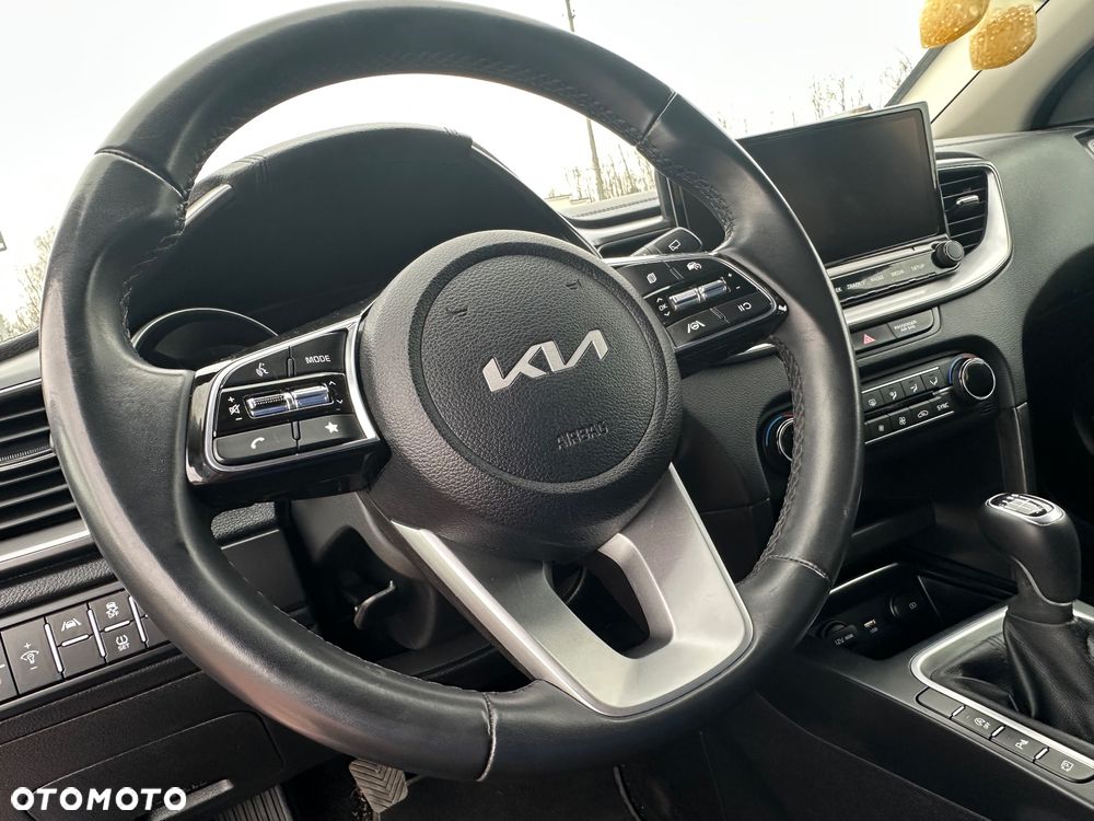 Kia Ceed 1.5 T-GDI L - 25