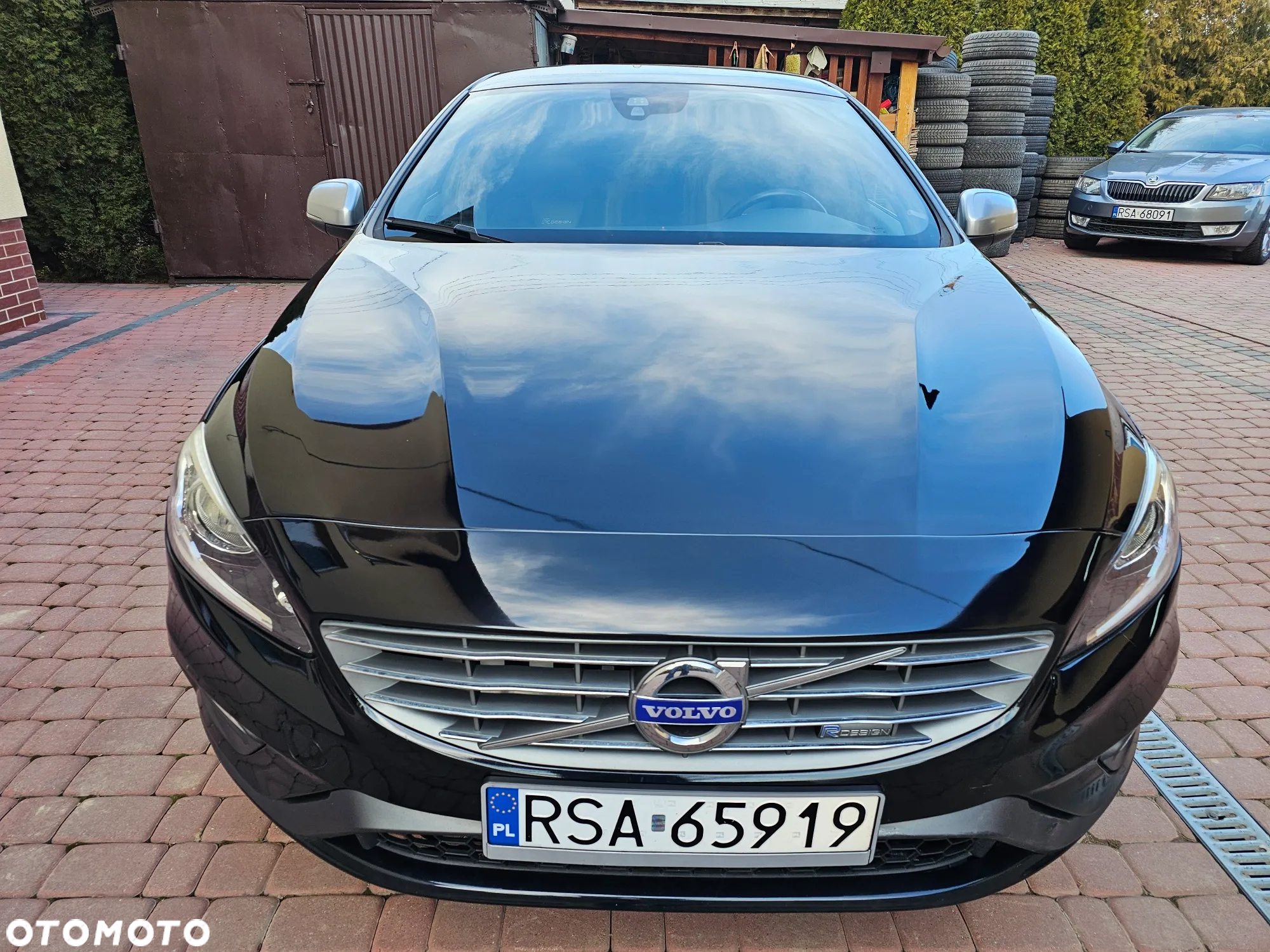 Volvo S60 T3 R-Design Summum - 16
