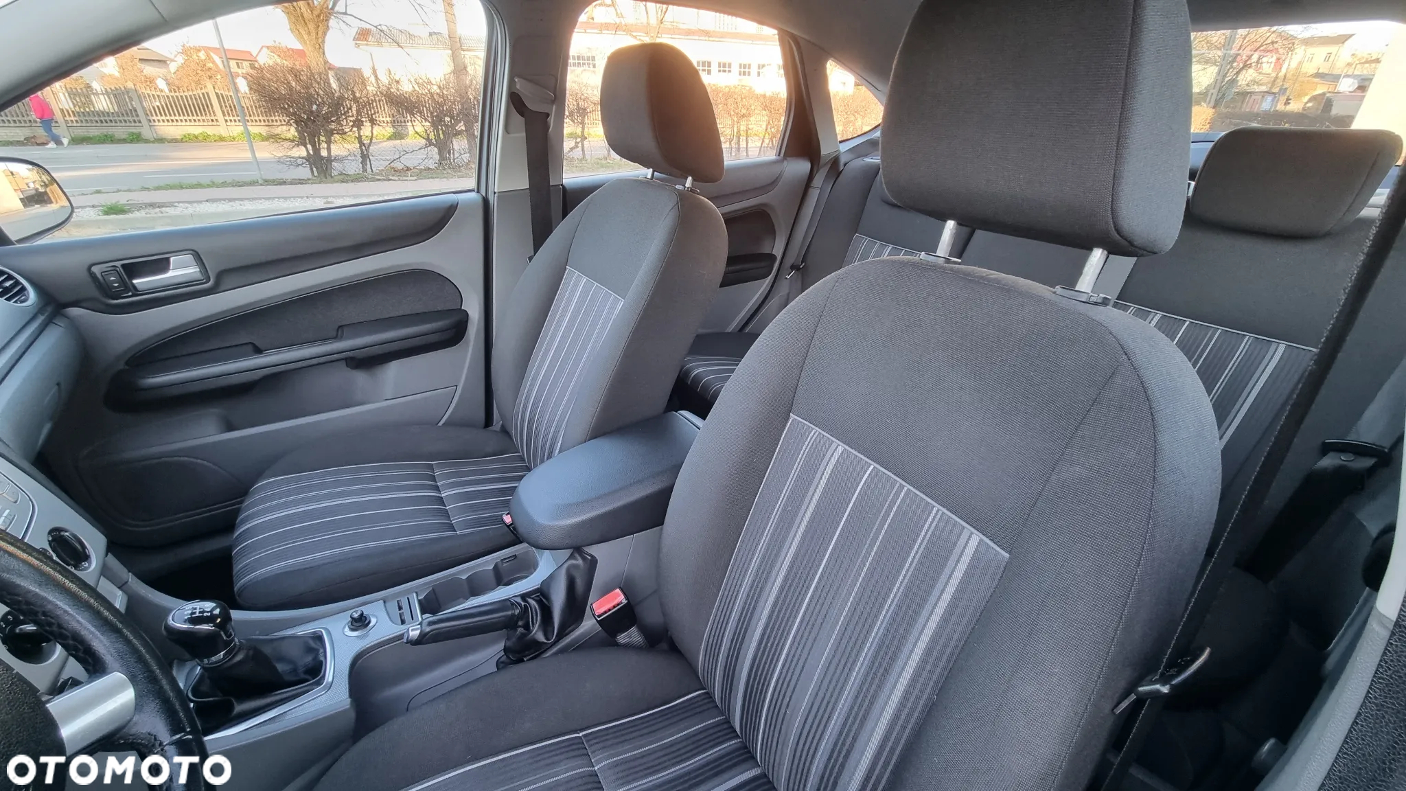 Ford Focus 1.6 Gold X - 14
