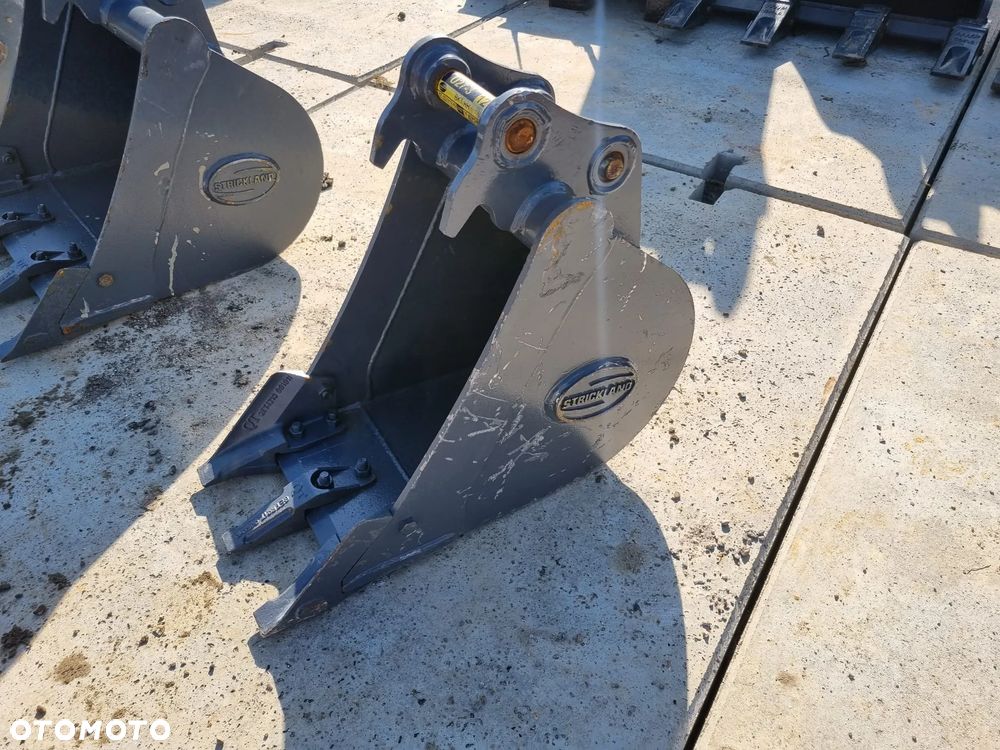 Nowa łyżka Strickland 30cm Kubota U27 sworzeń 35mm  łyżki do koparki kopania kopiąca Kx 027 - 1