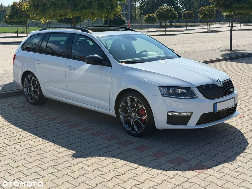 Skoda Octavia 2.0 TDI RS Challenge DSG - 6