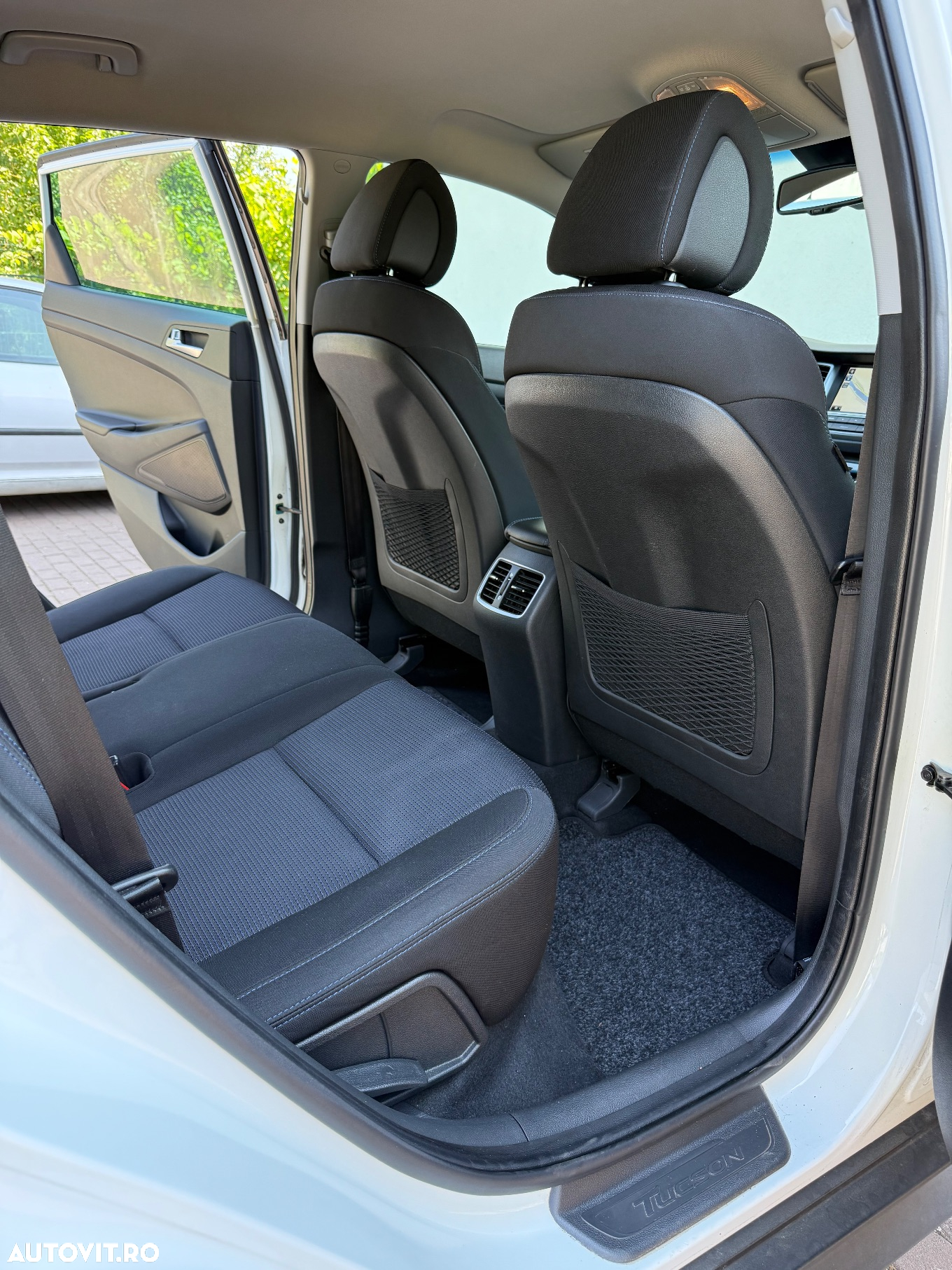 Hyundai Tucson blue 1.7 CRDi 2WD Style - 11