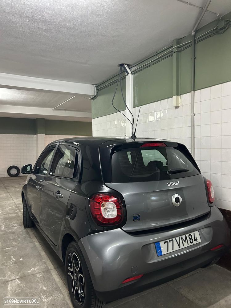 Smart ForFour EQ - 3