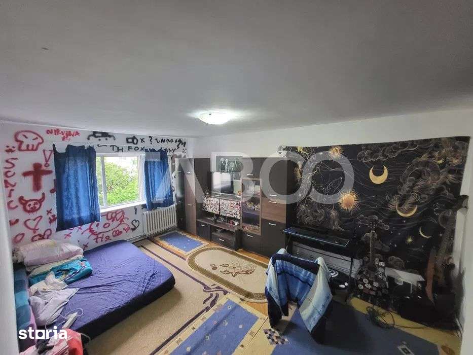 Apartament cu 4 camere de vanzare in Cartierul Marasti decomandat — fotografia 1