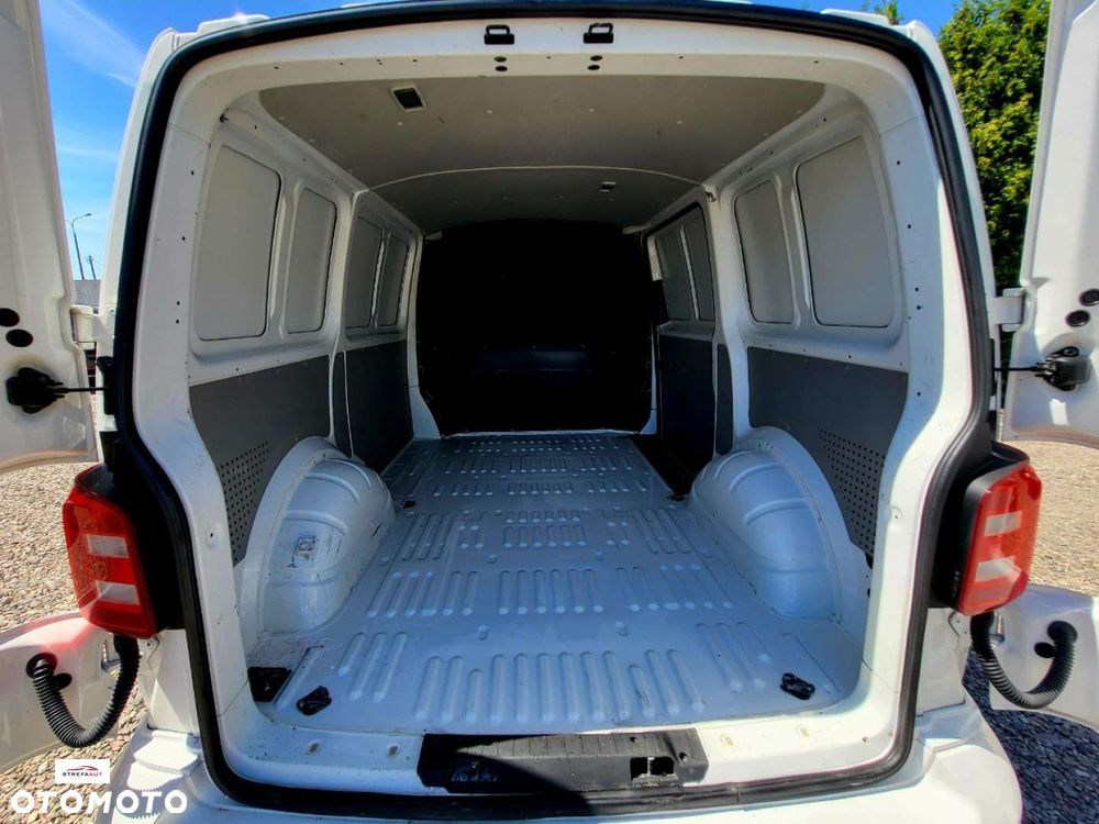 Volkswagen Transporter - 13