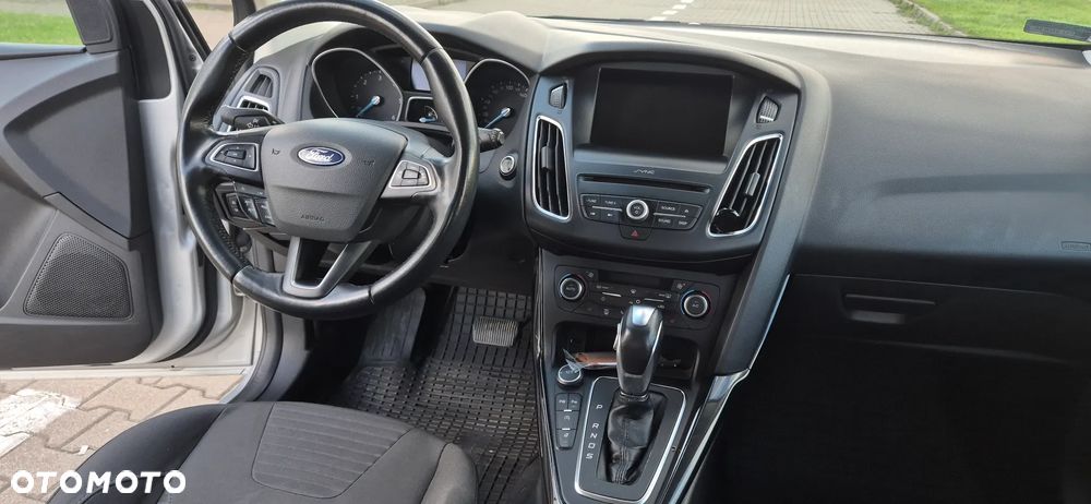 Ford Focus 2.0 TDCi Titanium ASS PowerShift - 6