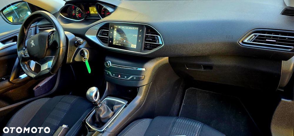 Peugeot 308 BlueHDi FAP 120 Stop & Start Allure - 15