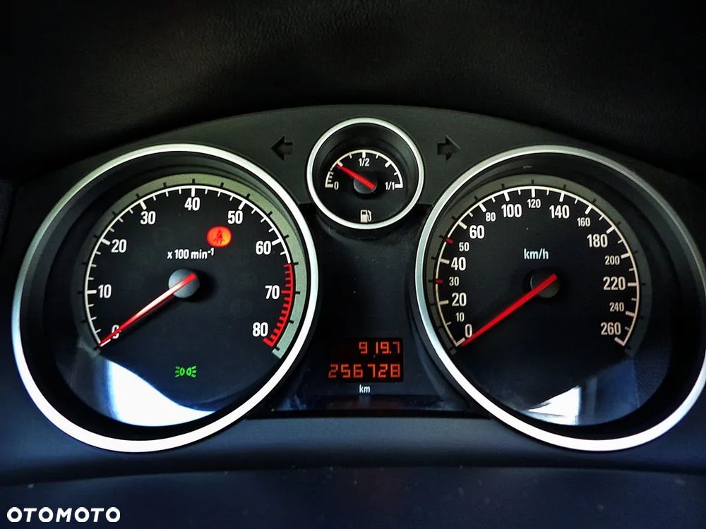 Opel Astra 1.4 Enjoy - 30