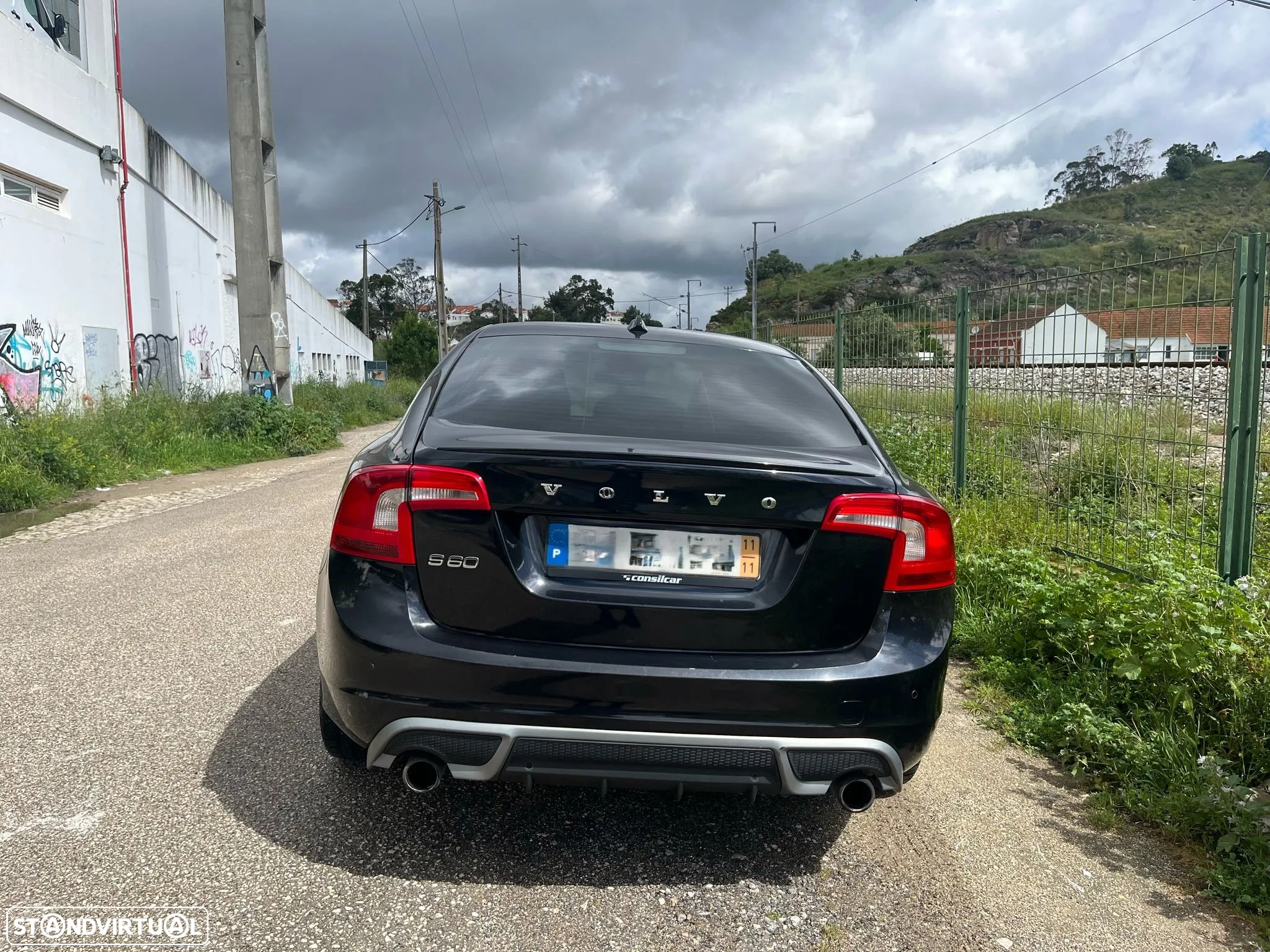 Volvo S60 2.0 D4 R-Design - 4