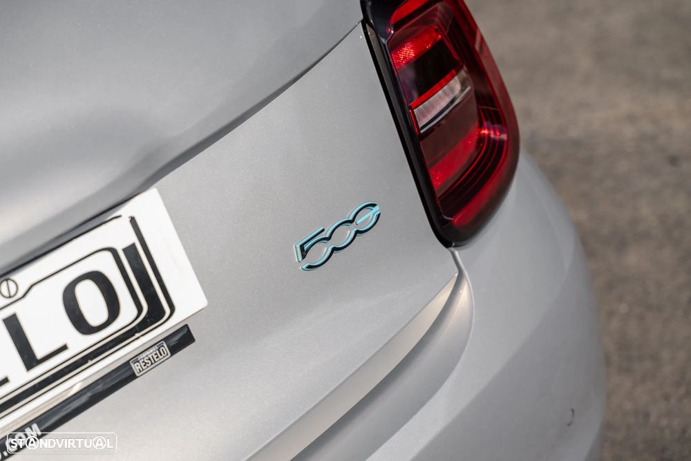 Fiat 500e 42 kWh Giorgio Armani Collector´s Edition - 9
