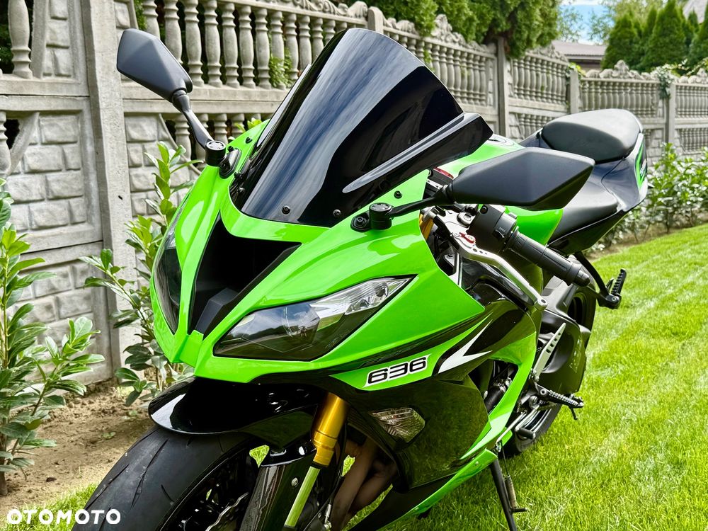 Kawasaki ZXR - 17