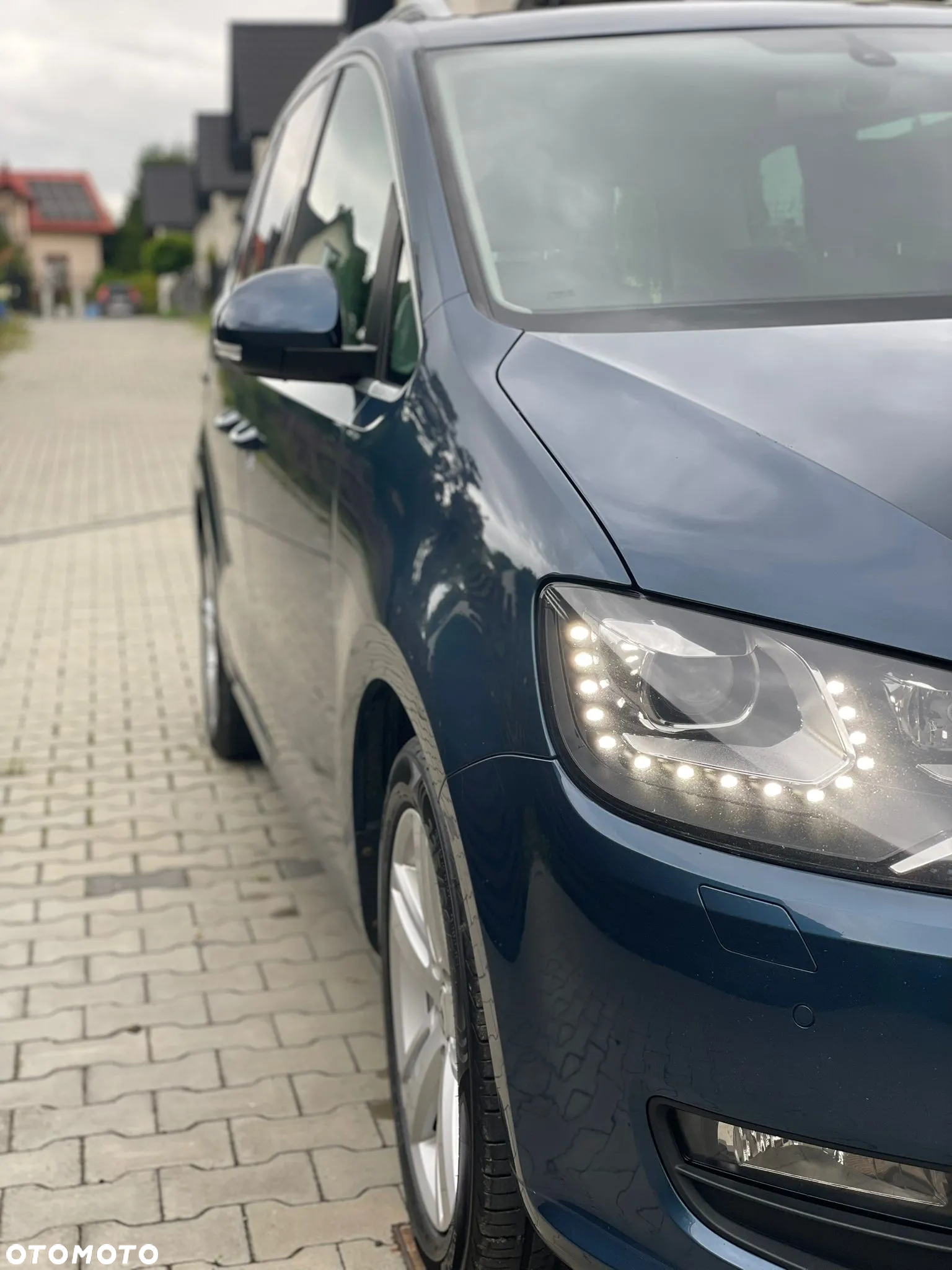Volkswagen Sharan 2.0 TDI (BlueMotion Technology) Highline - 35