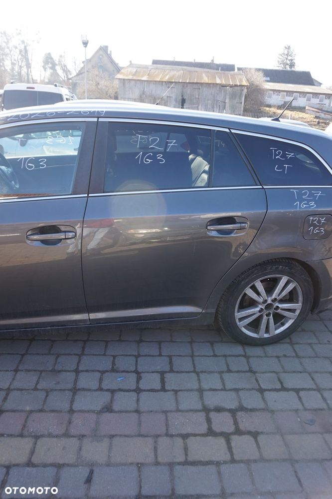 DRZWI TYLNE LEWE AVENSIS III T27 PH1 KOMBI 1G3  SZARY TOYOTA 2009-2011 - 1