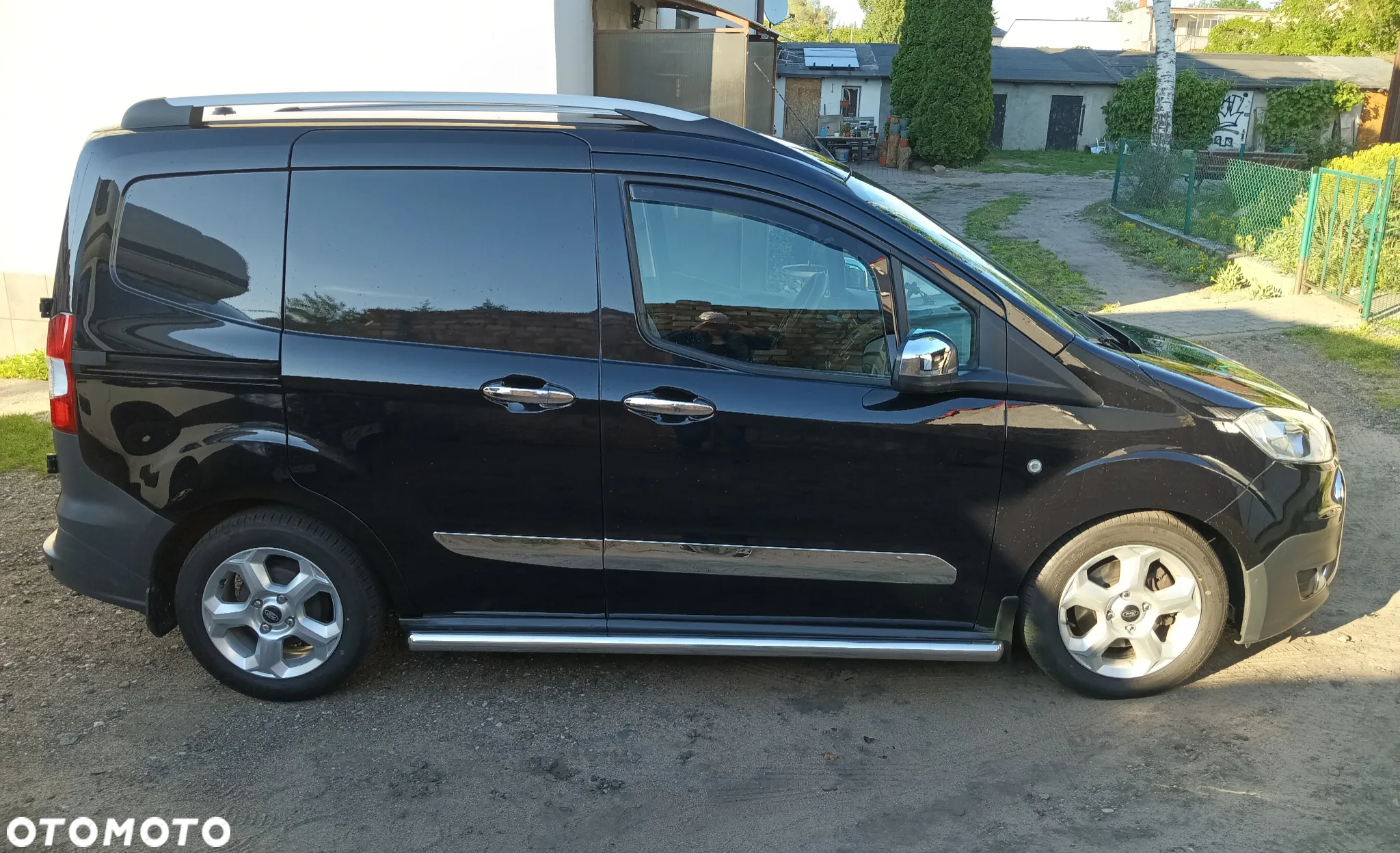Ford TRANSIT COURIER - 9
