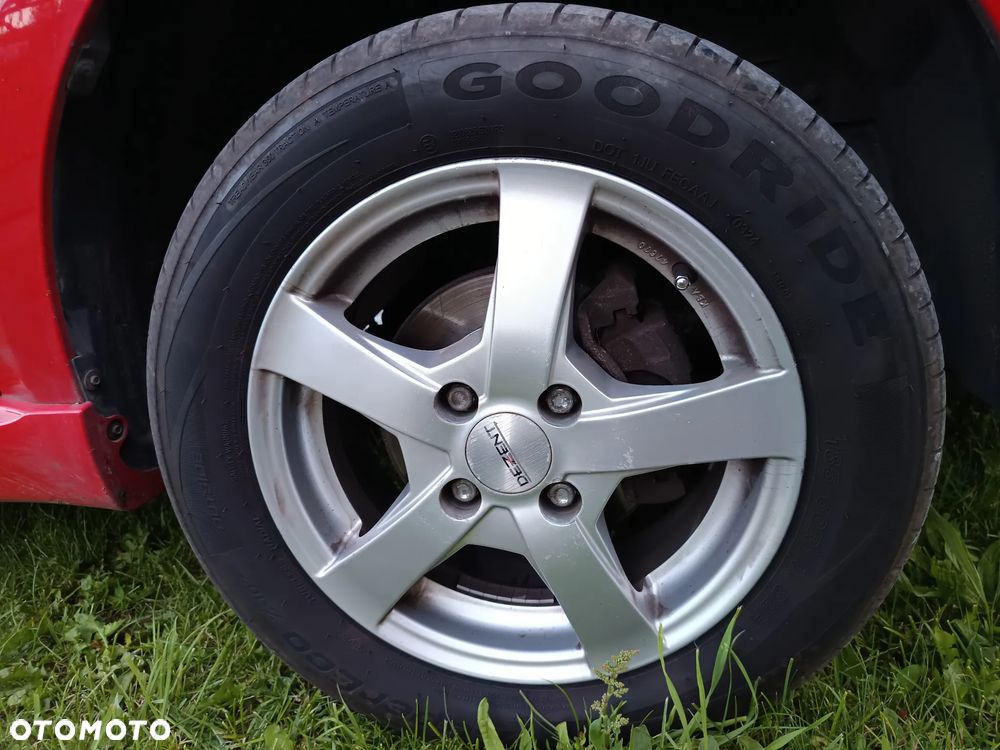 Chevrolet Aveo 1.2 16V Base - 12