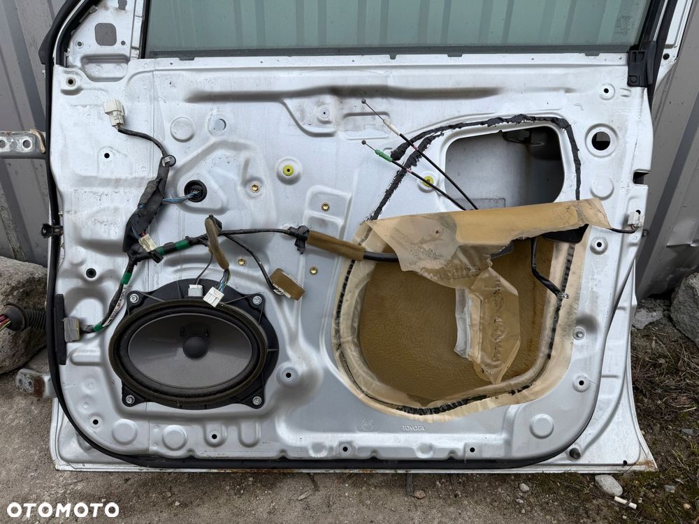 drzwi prawe przód toyota land cruiser 120 oryginał nie malowane 1d4 02-09r - 11