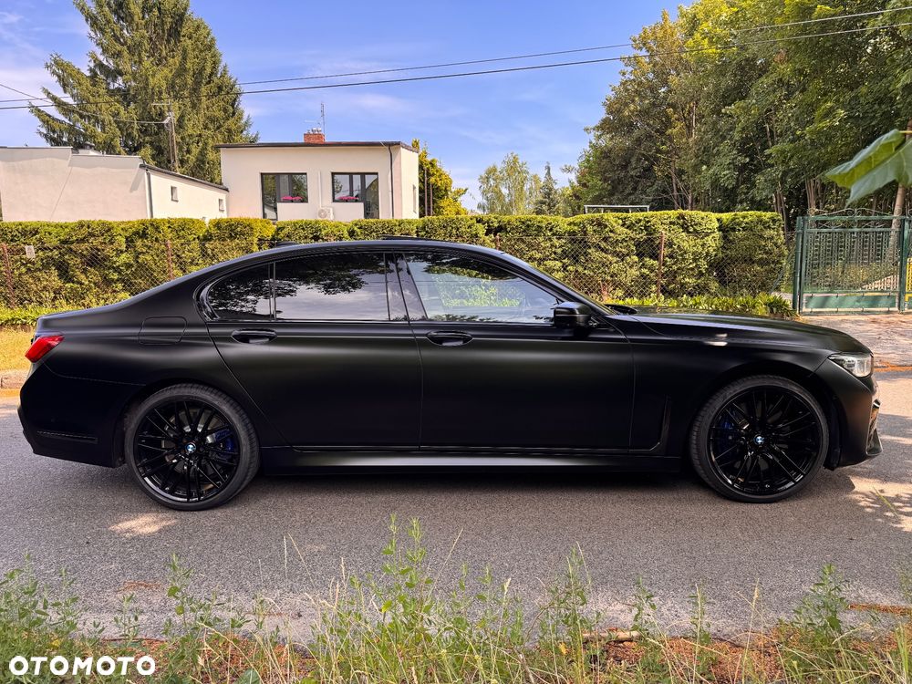 BMW Seria 7 750i xDrive - 3