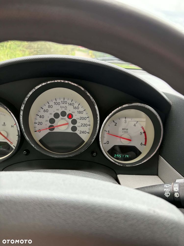Dodge Caliber 2.0 CRD SE - 19