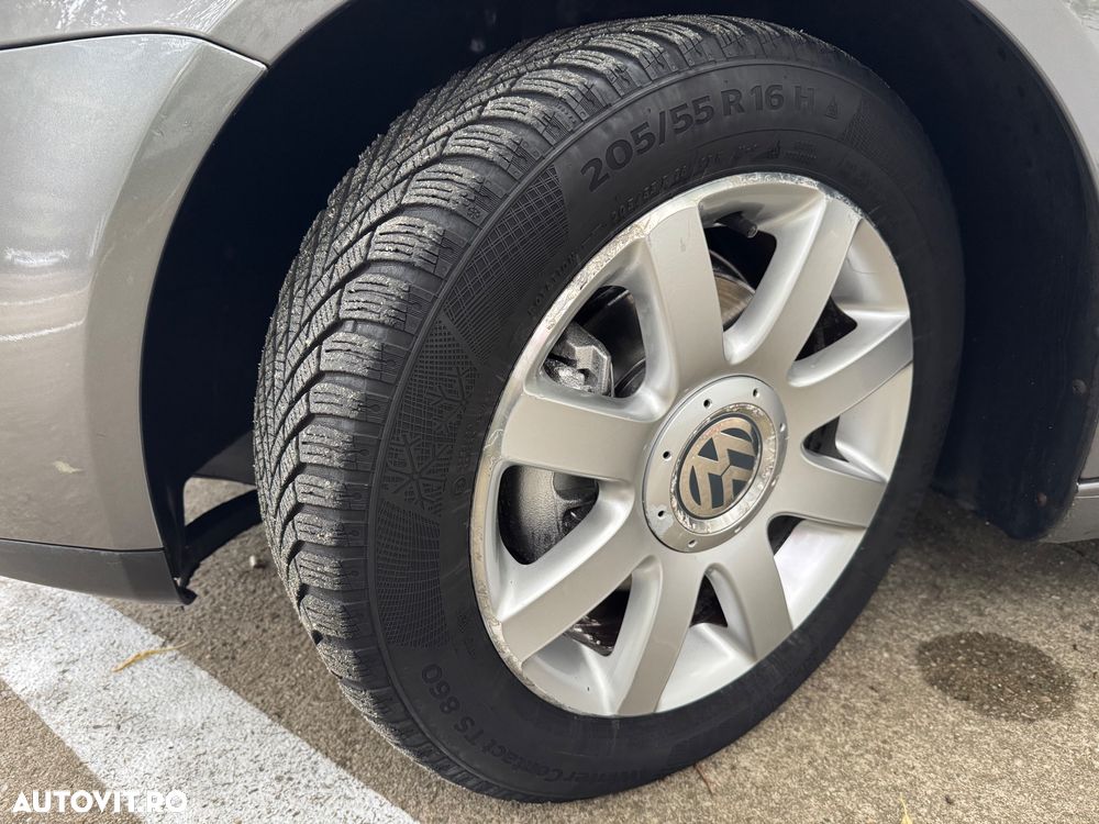 Volkswagen Golf 1.9 TDI Comfortline DSG - 30