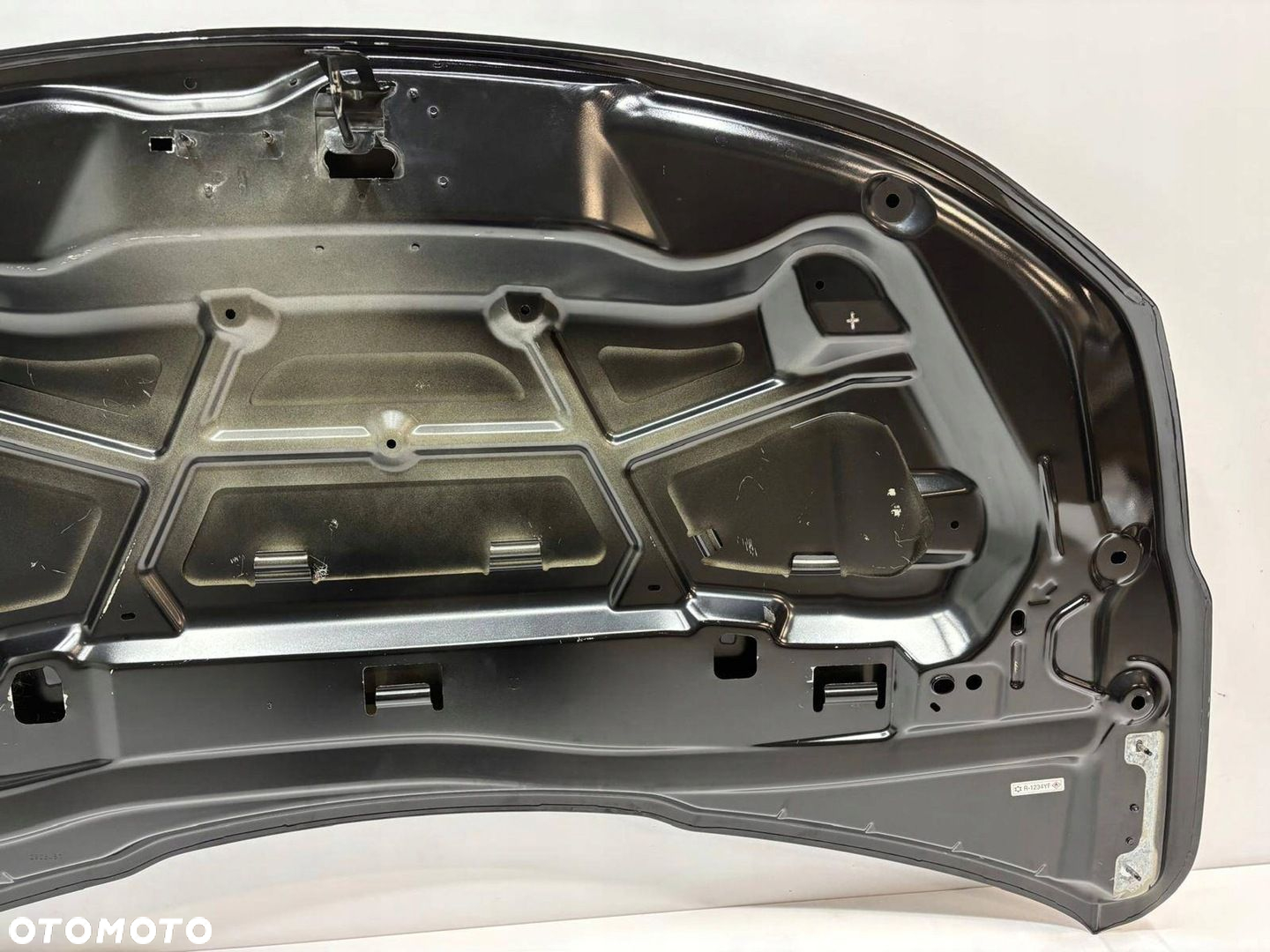 Peugeot 2008 I Lift Maska - 11