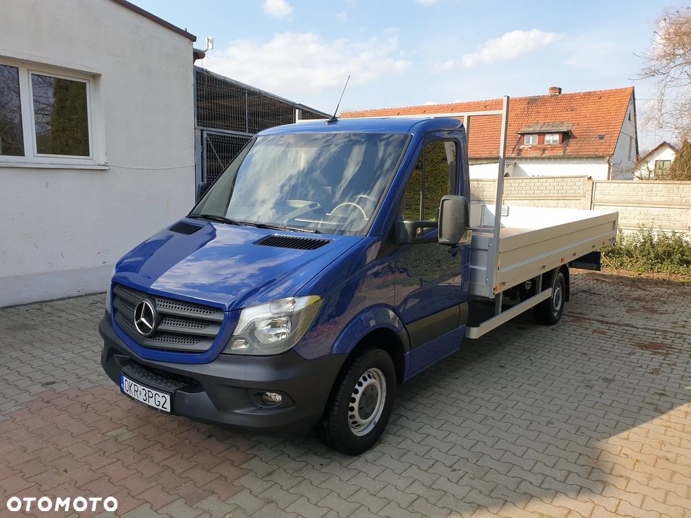Mercedes-Benz Sprinter - 4