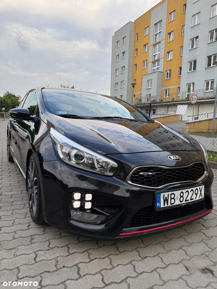 Kia Ceed 1.6 T-GDI GT L - 3
