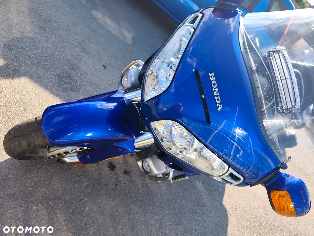 Honda GL - 36