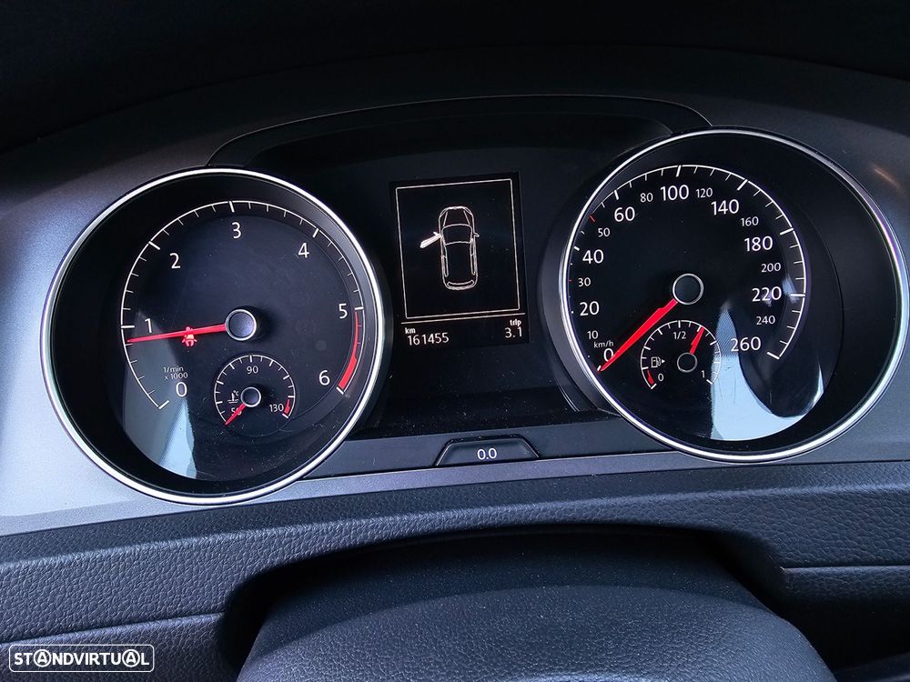 VW Golf 1.6 TDI Confortline - 20