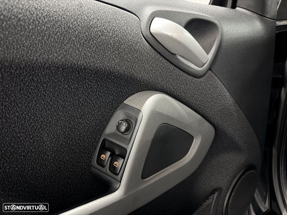 Smart ForTwo Coupé 0.8 cdi Passion 54 - 8