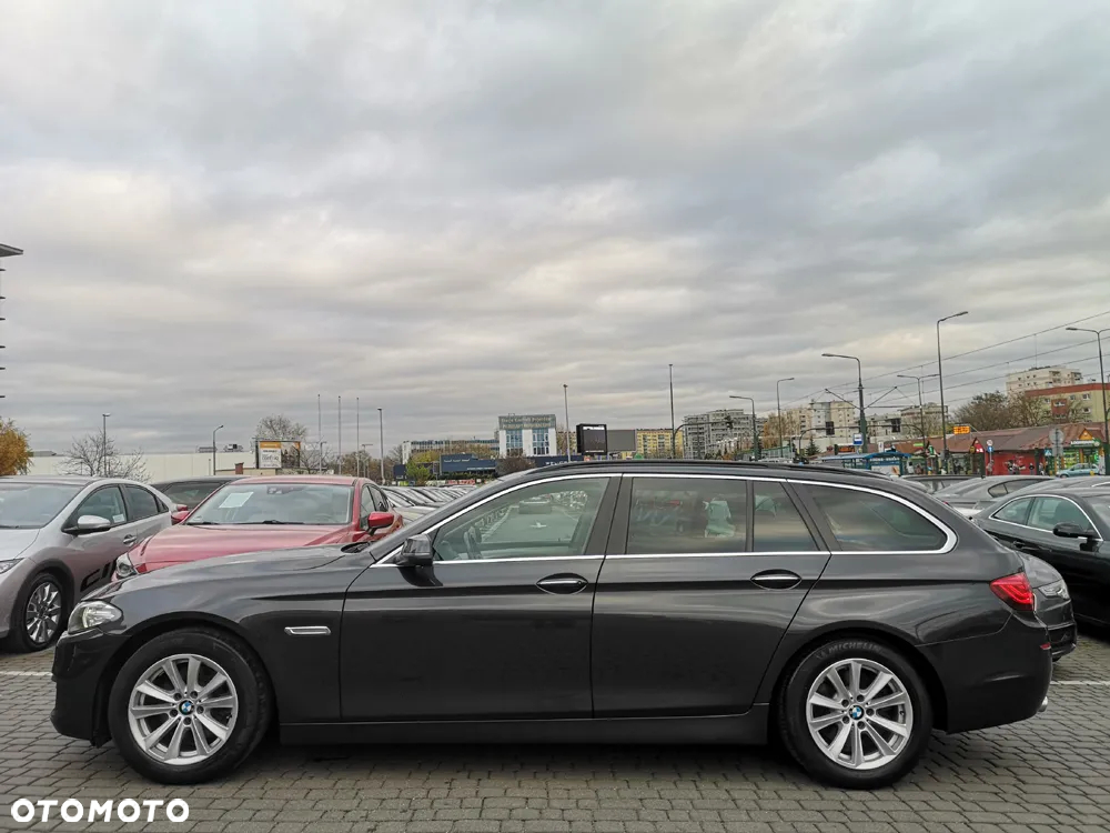 BMW Seria 5 520d Touring Modern Line - 6