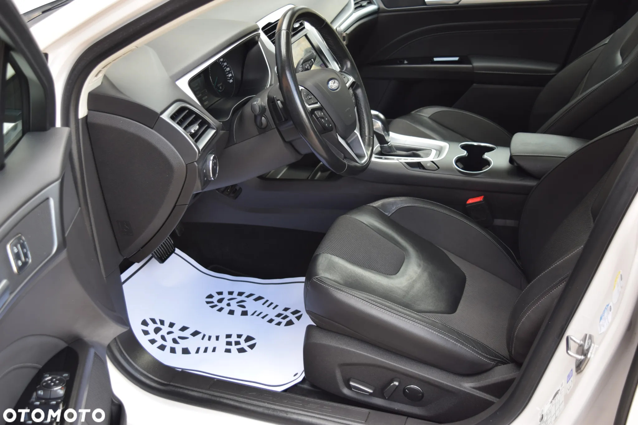 Ford Mondeo 2.0 TDCi Titanium PowerShift - 20