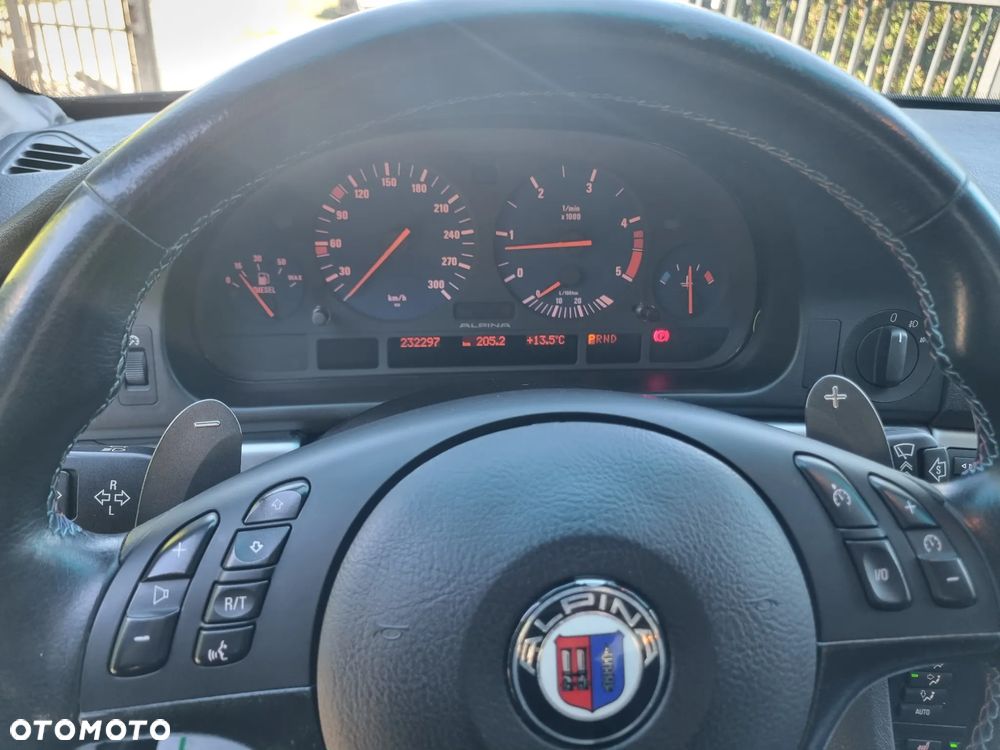 BMW-ALPINA D10 - 12
