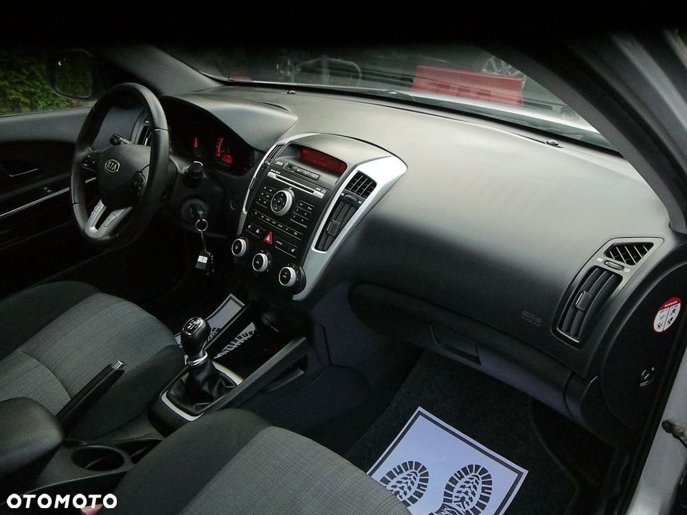 Kia Ceed 1.4 Comfort - 28