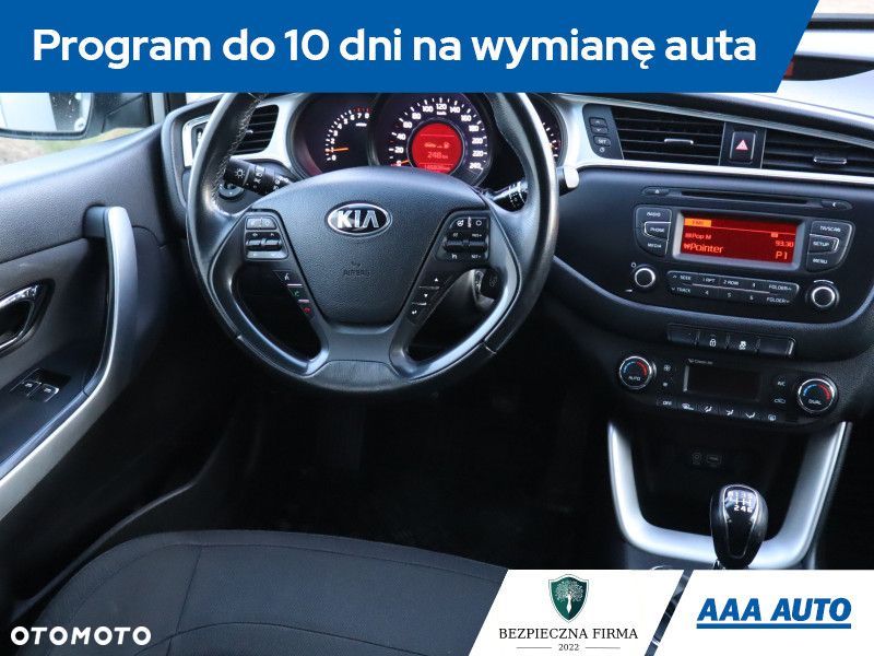 Kia Ceed - 9