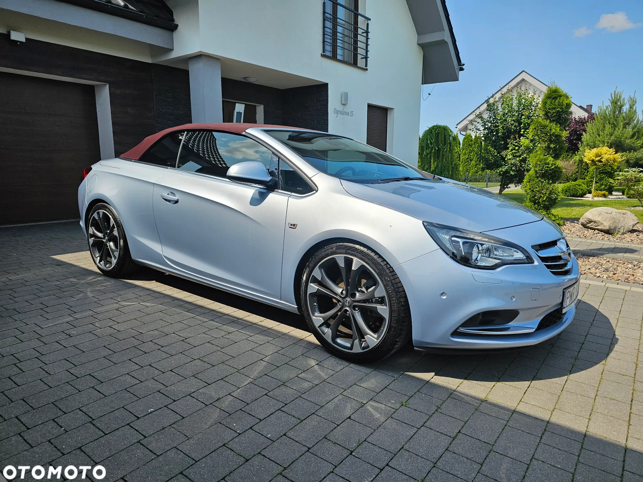 Opel Cascada 2.0 BiTurbo CDTI ecoFLEX Start/Stop Innovation - 2