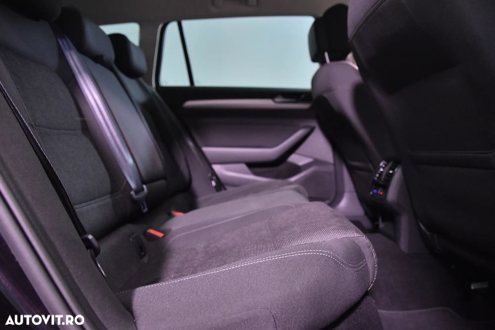 Volkswagen Passat Variant 2.0 TDI DSG Comfortline - 12