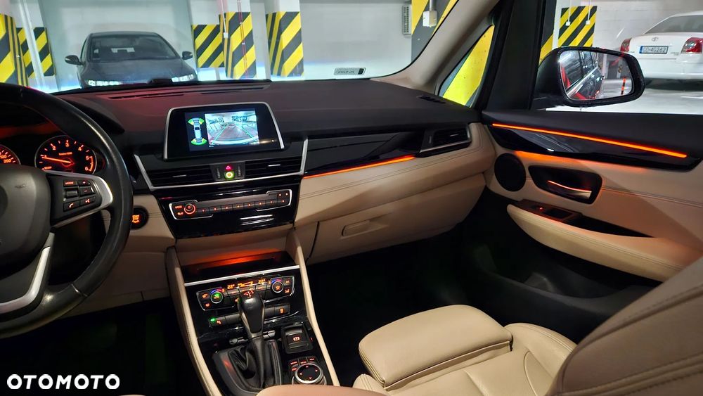 BMW Seria 2 218d Luxury Line - 28