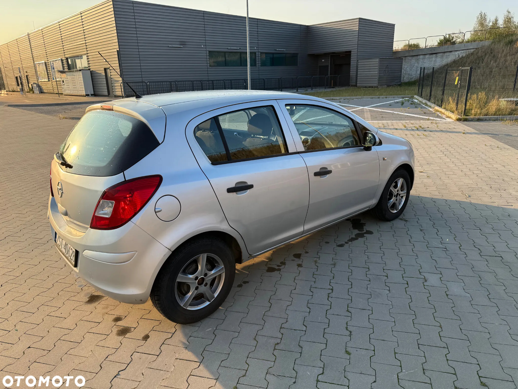 Opel Corsa - 4