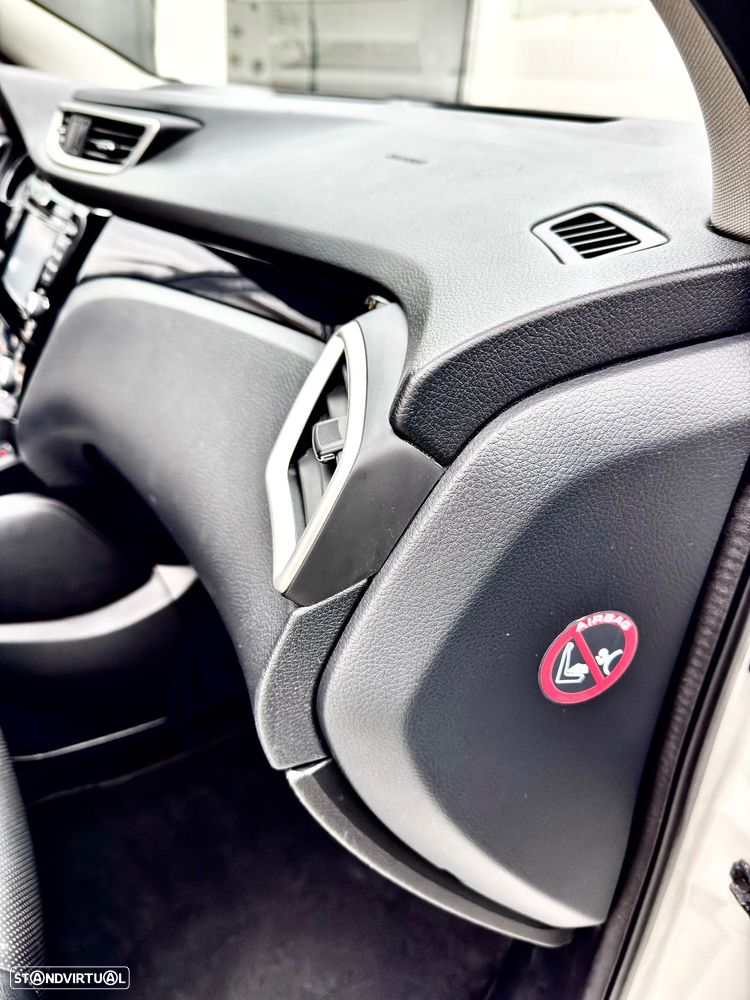 Nissan Qashqai 1.5 dCi TEKNA+ - 27