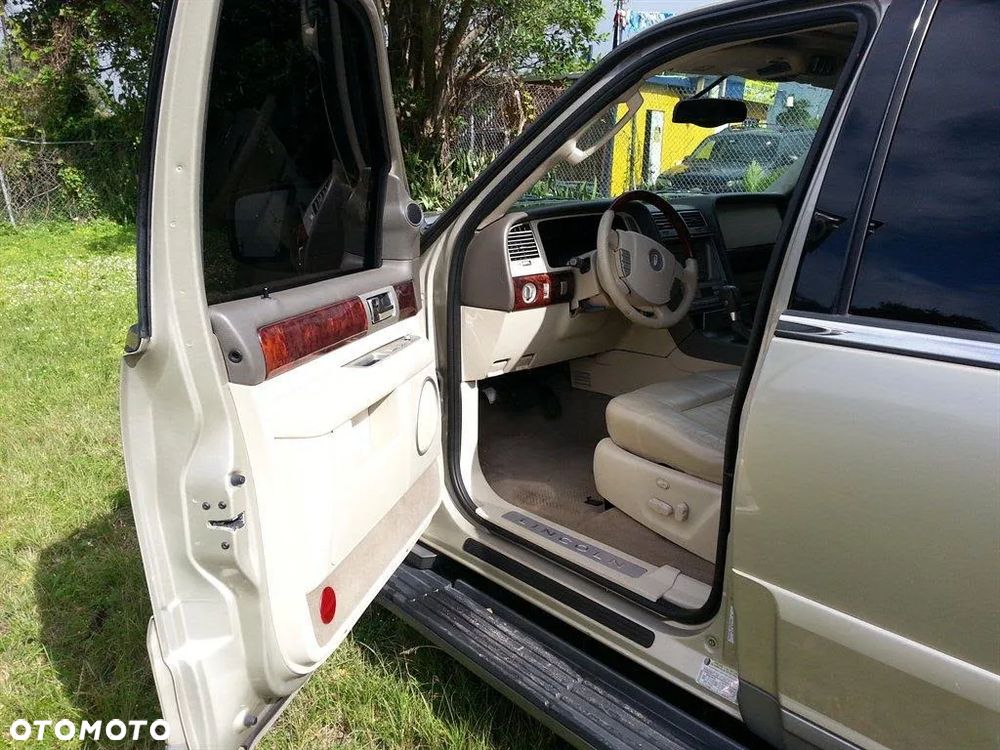 Lincoln Navigator 5.4 - 20