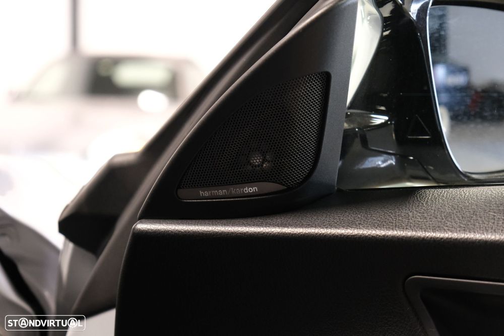 BMW M2 Competition Auto - 25