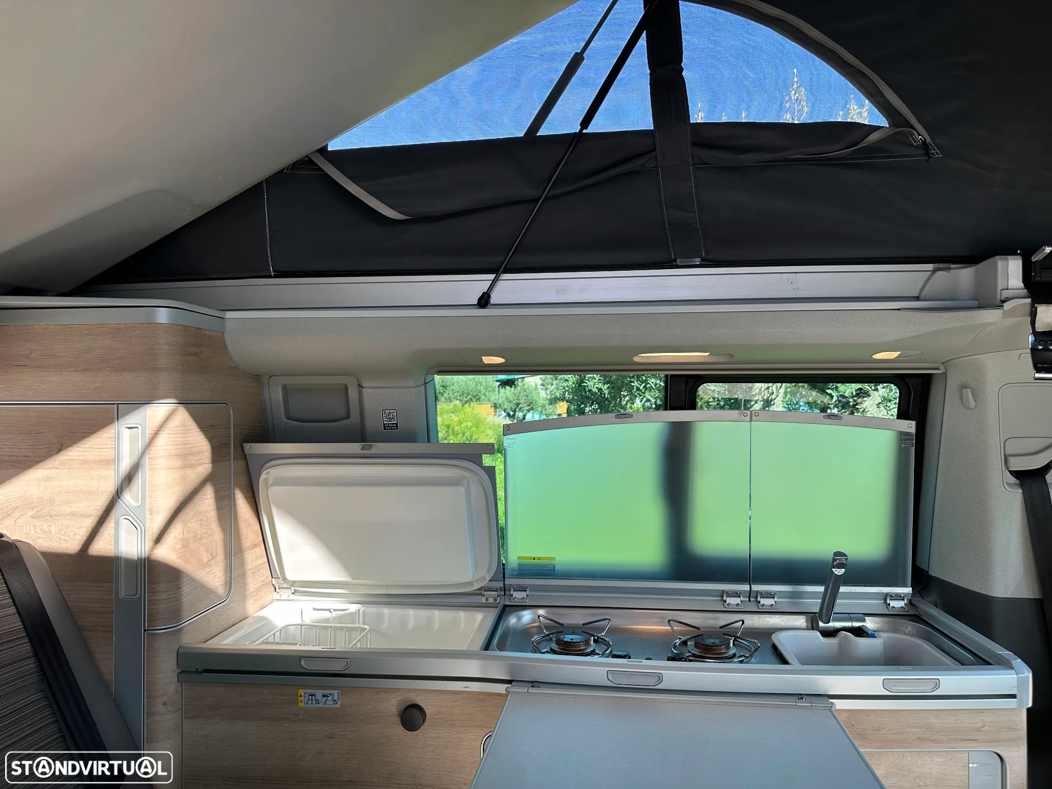 VW California Coast - 14