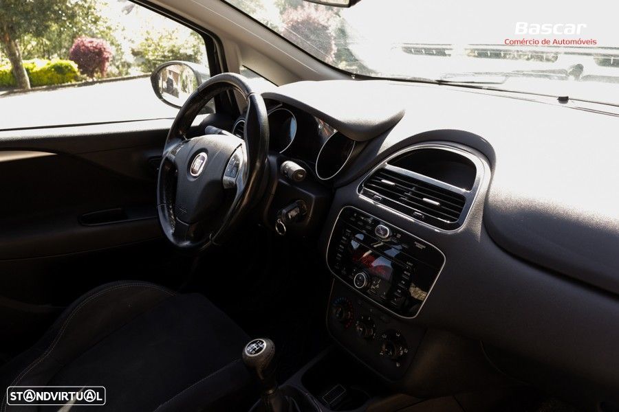 Fiat Punto 1.3 M-Jet Lounge S&S - 14